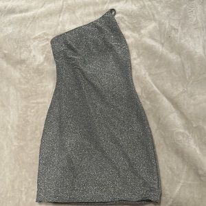 NEW WITH TAGS Princess Polly Silver One Shoulder